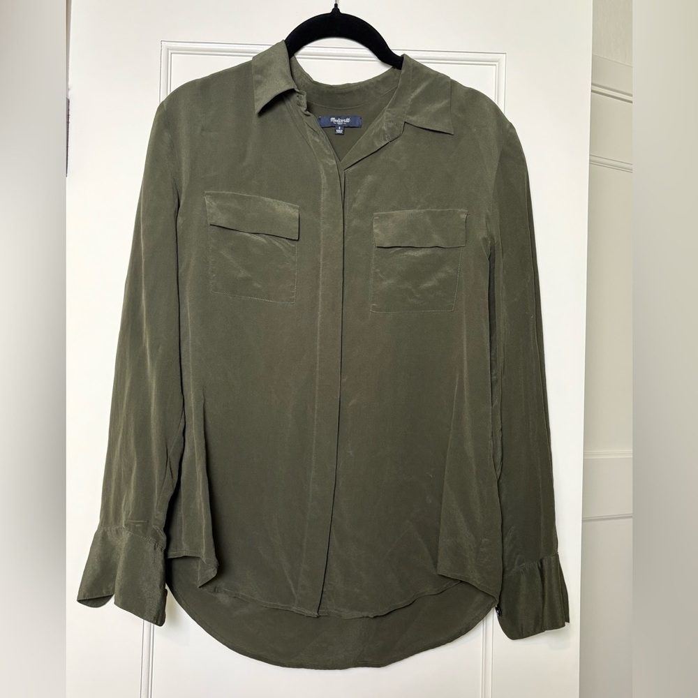 Madewell Army Green Silk Long Sleeve Shirt (Small)